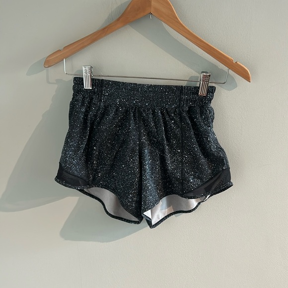 lululemon athletica Pants - Lululemon Hotty Hot Shorts